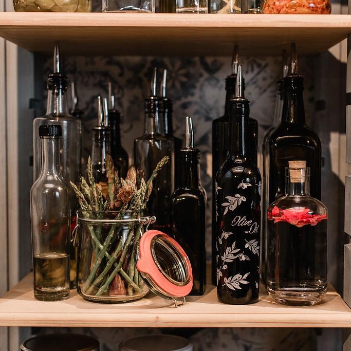 Glass Olive Oil Bottle 500ml Antique without lid (24 Carton Pack)